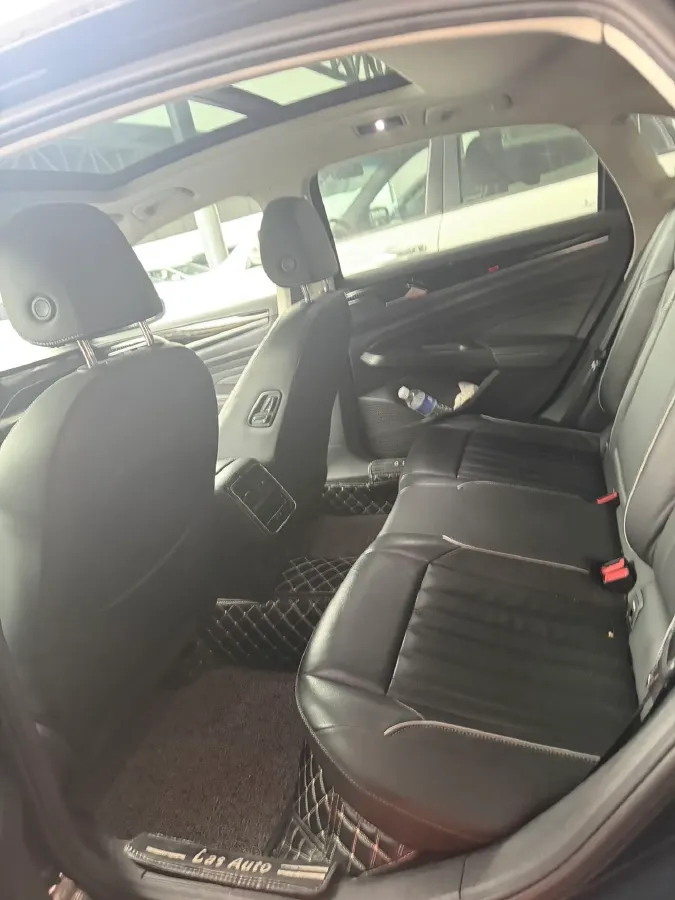 2023 Volkswagen Passat 2.0T 186HP L4 7DCT,autocango,china used car exporter,china ev exporter,chinese used car exporter,chinese used ev exporter