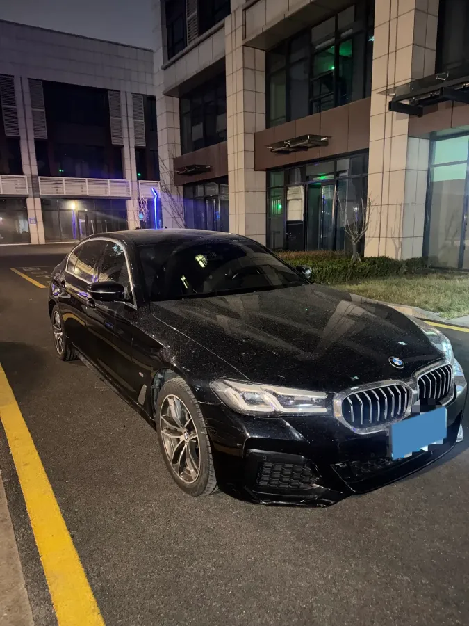 2022 BMW 5 Series 2.0T 184HP L4 8AT,autocango,china used car exporter,china ev exporter,chinese used car exporter,chinese used ev exporter