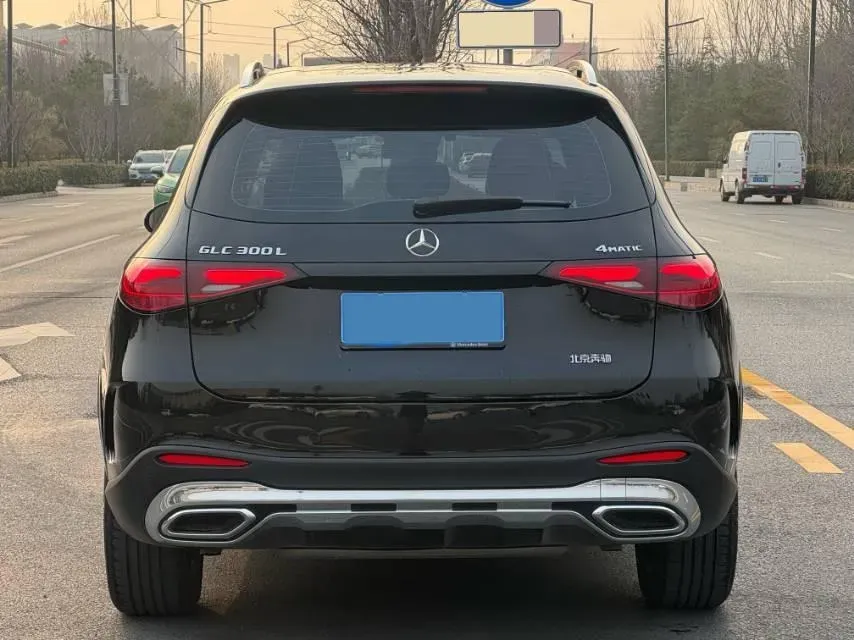 2025 Mercedes-Benz GLC Class 2.0T 258HP L4 9AT,autocango,china used car exporter,china ev exporter,chinese used car exporter,chinese used ev exporter