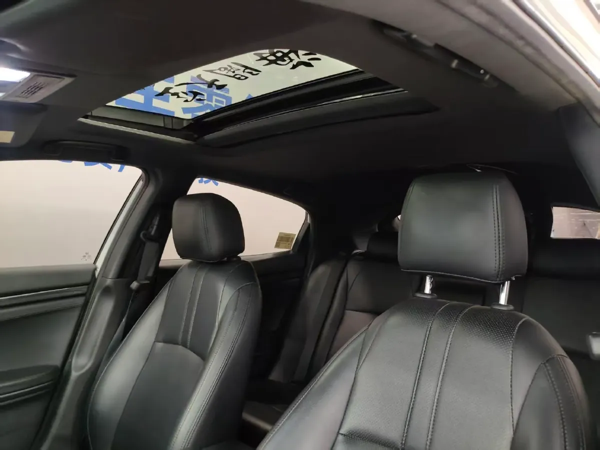 2021 Honda Civic 1.5T 177HP L4 CVT,autocango,china used car exporter,china ev exporter,chinese used car exporter,chinese used ev exporter