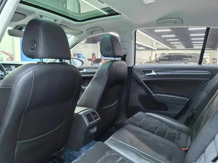 2020 Volkswagen Golf 1.4T 150HP L4 7DCT,autocango,china used car exporter,china ev exporter,chinese used car exporter,chinese used ev exporter