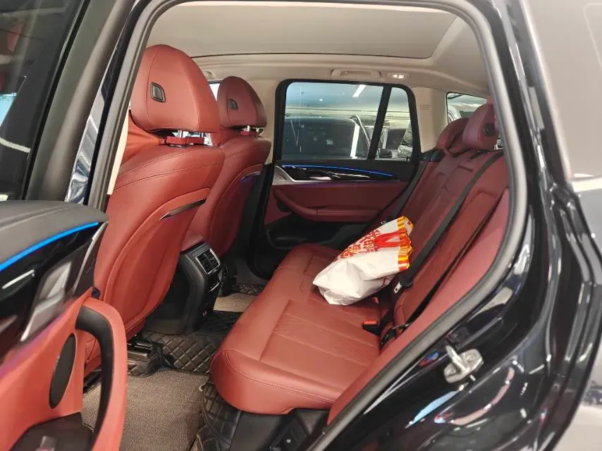 2022 BMW X3 2.0T 184HP L4 8AT,autocango,china used car exporter,china ev exporter,chinese used car exporter,chinese used ev exporter