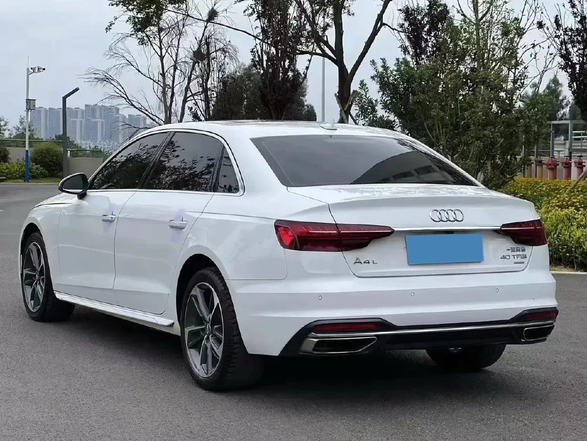 2020 Audi A4L 2.0T 190HP L4 7DCT,autocango,china used car exporter,china ev exporter,chinese used car exporter,chinese used ev exporter