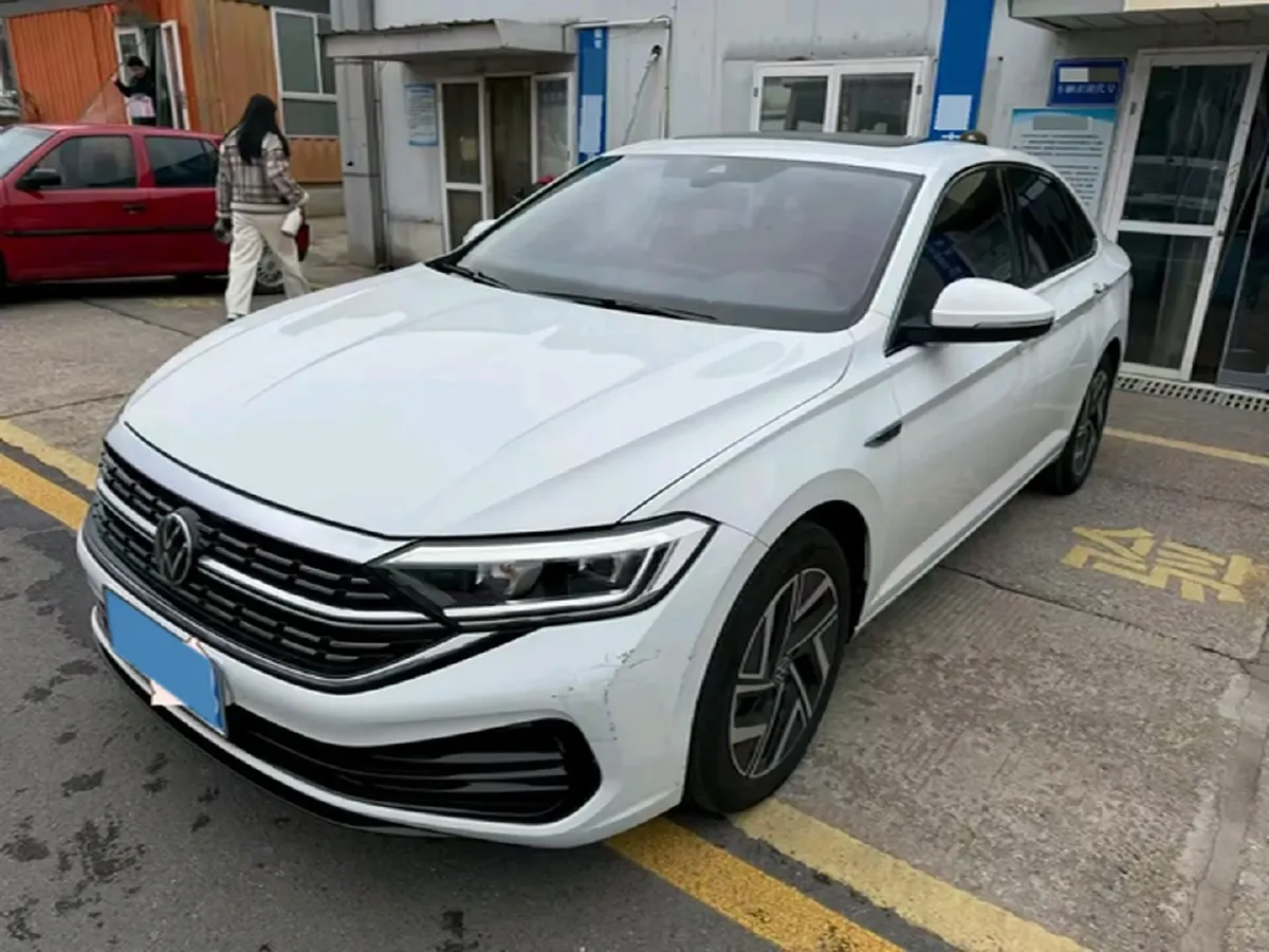 2023 Volkswagen Sagitar 1.5T 160HP L4 7DCT,autocango,china used car exporter,china ev exporter,chinese used car exporter,chinese used ev exporter