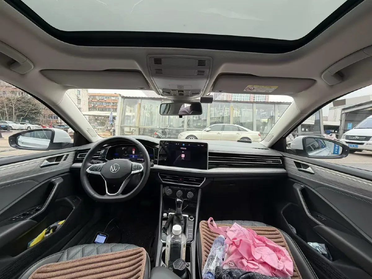 2023 Volkswagen Sagitar 1.5T 160HP L4 7DCT,autocango,china used car exporter,china ev exporter,chinese used car exporter,chinese used ev exporter