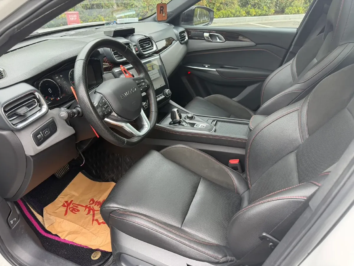 2021 LYNK&CO 03 2.0T 190HP L4 6AT,autocango,china used car exporter,china ev exporter,chinese used car exporter,chinese used ev exporter