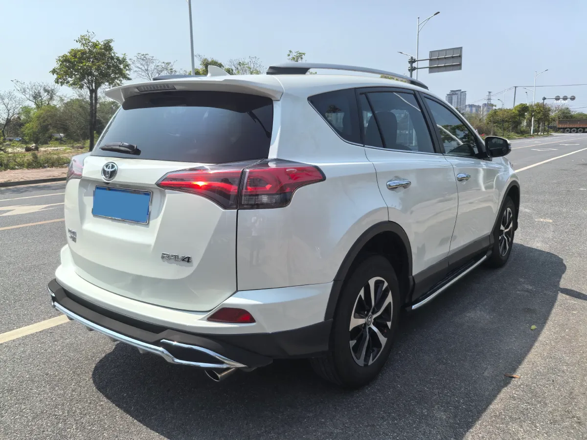 2019 Toyota RAV4 2.0L 151HP L4 CVT,autocango,china used car exporter,china ev exporter,chinese used car exporter,chinese used ev exporter
