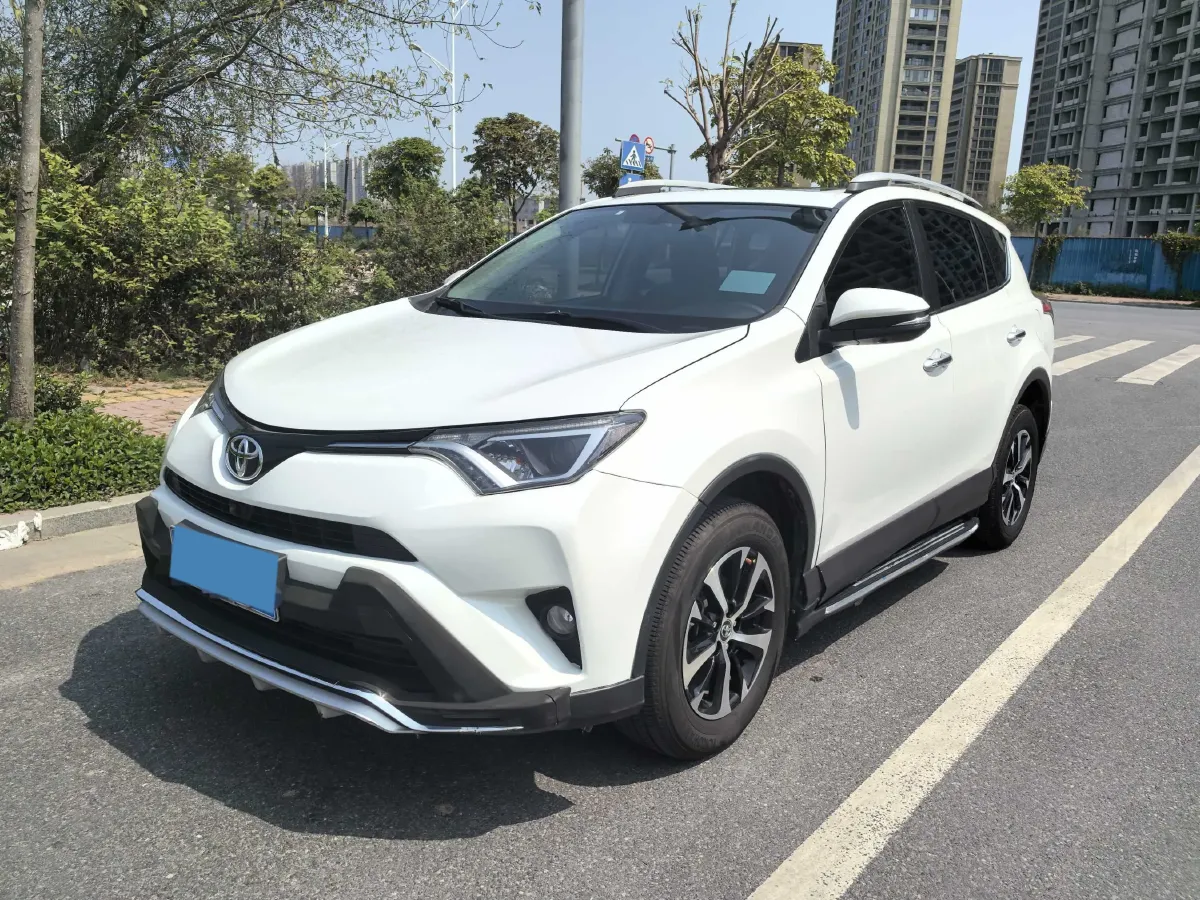 2019 Toyota RAV4 2.0L 151HP L4 CVT,autocango,china used car exporter,china ev exporter,chinese used car exporter,chinese used ev exporter