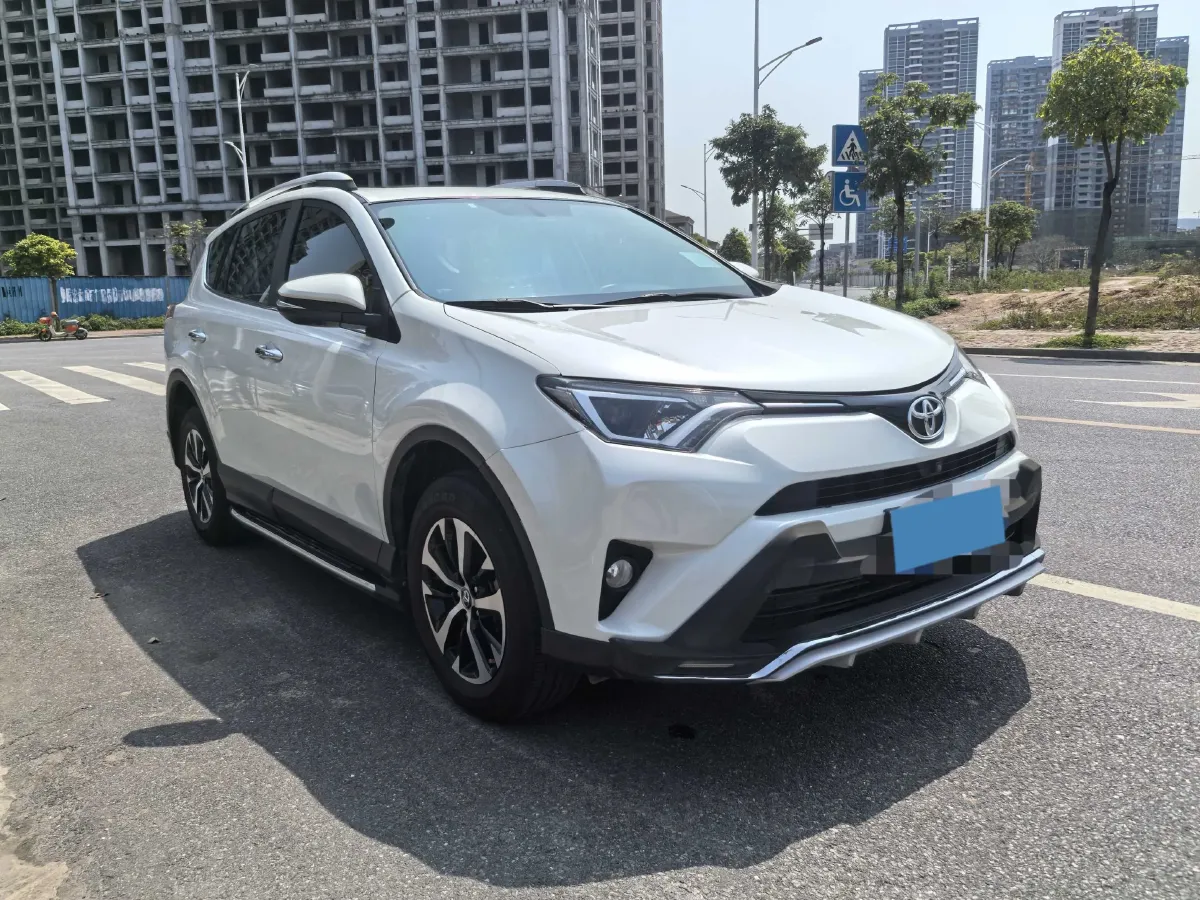 2019 Toyota RAV4 2.0L 151HP L4 CVT,autocango,china used car exporter,china ev exporter,chinese used car exporter,chinese used ev exporter