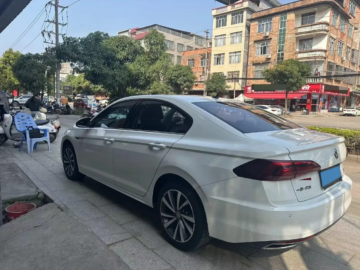 2019 Roewe RX5 MAX 2.0T 231HP L4 6DCT,autocango,china used car exporter,china ev exporter,chinese used car exporter,chinese used ev exporter