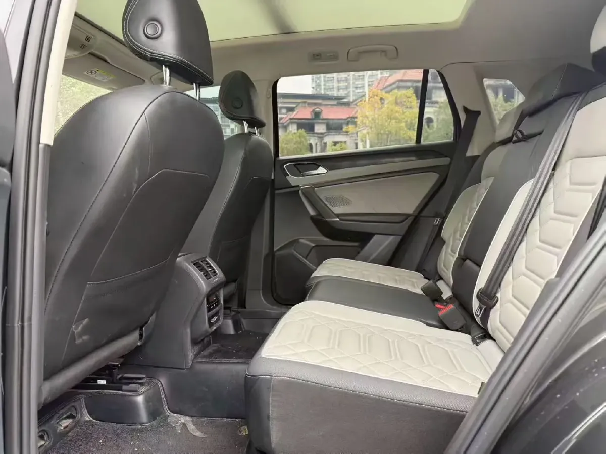 2023 Volkswagen Tayron 2.0T 186HP L4 7DCT,autocango,china used car exporter,china ev exporter,chinese used car exporter,chinese used ev exporter