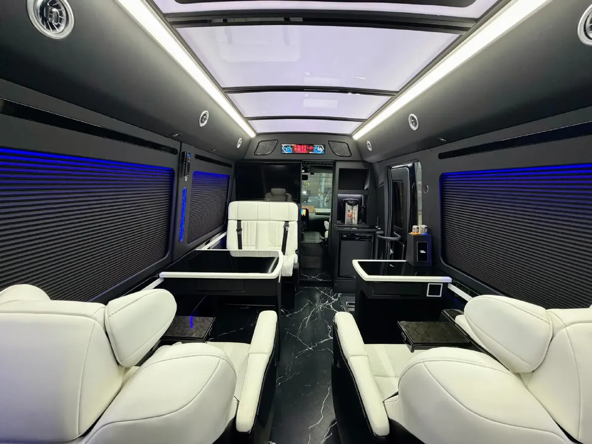 2020 Skoda Octavia 1.5L 113HP L4 5MT,autocango,china used car exporter,china ev exporter,chinese used car exporter,chinese used ev exporter