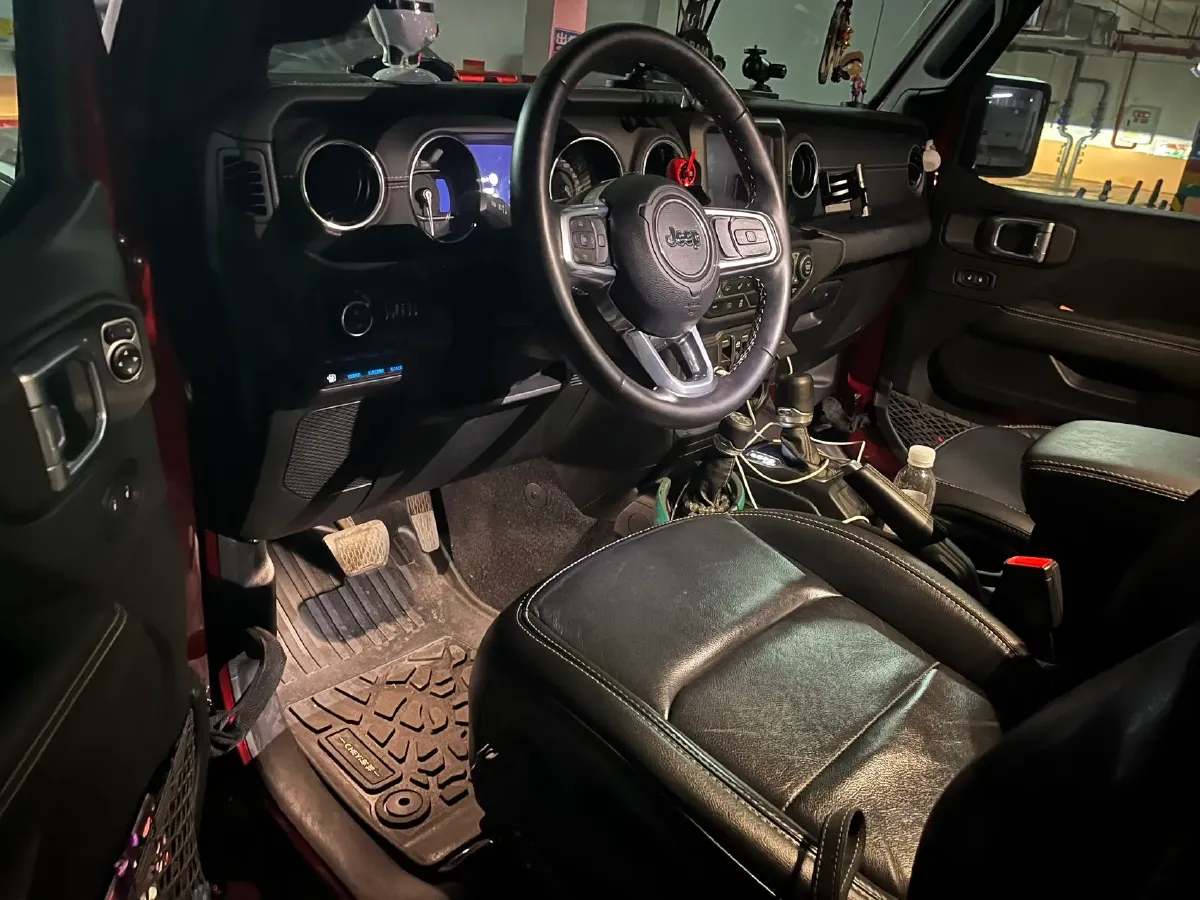 2021 Jeep Wrangler 2.0T 266HP L4 8AT PHEV 17KWH,autocango,china used car exporter,china ev exporter,chinese used car exporter,chinese used ev exporter