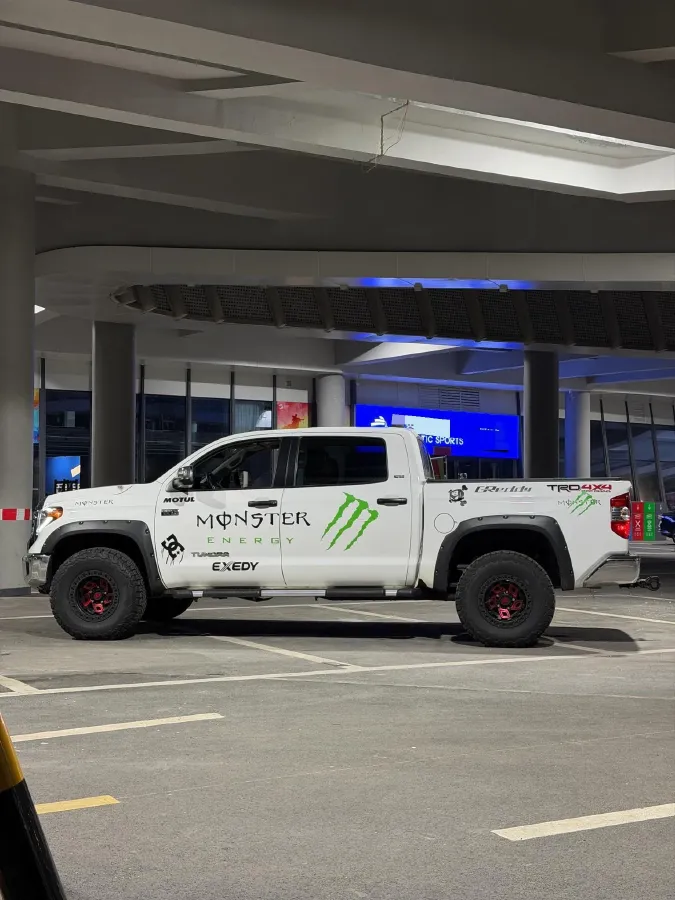 2025 BMW X5 3.0T 381HP L6 8AT,autocango,china used car exporter,china ev exporter,chinese used car exporter,chinese used ev exporter