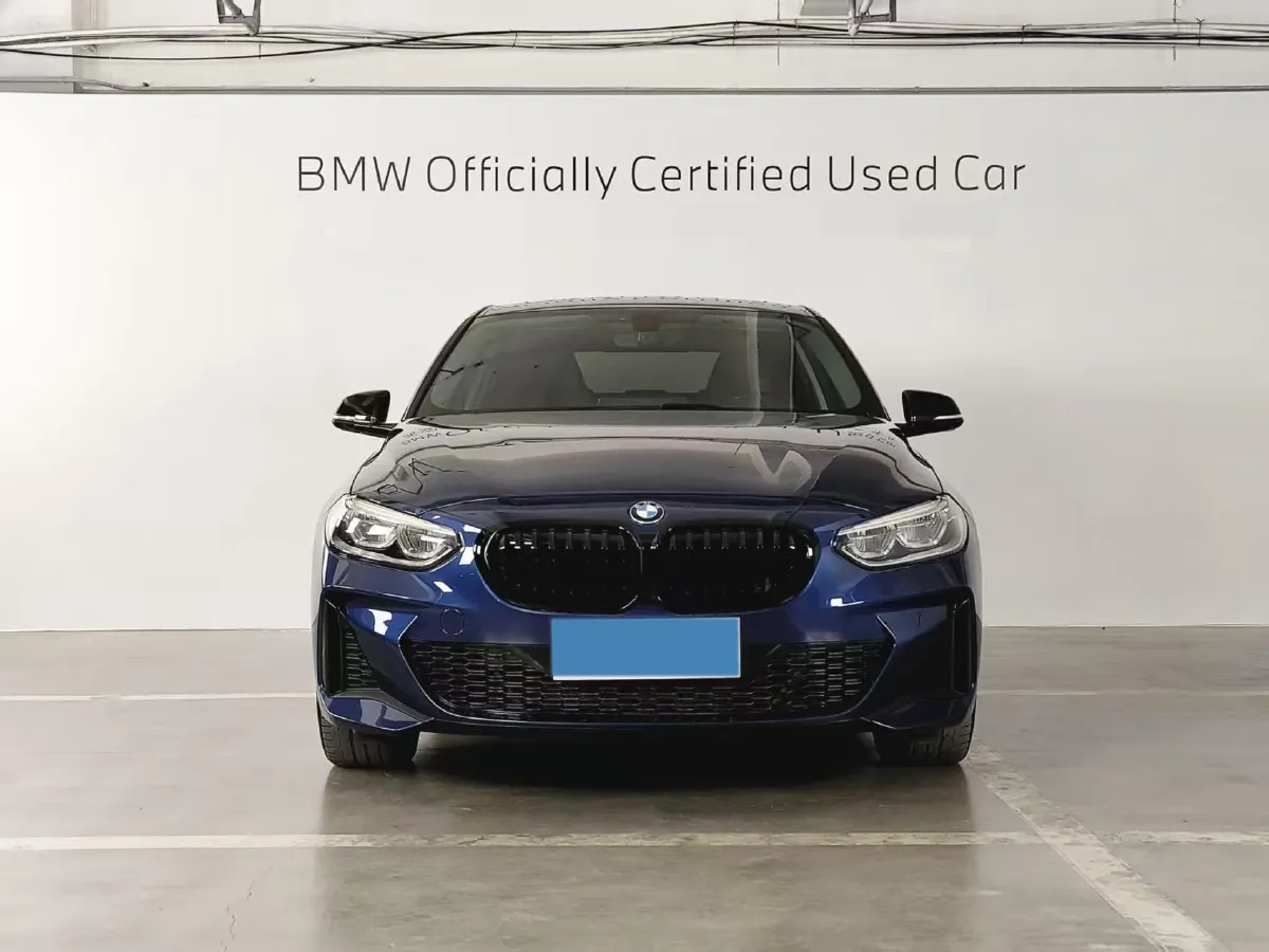 2022 BMW 1 Series 2.0T 192HP L4 7DCT,autocango,china used car exporter,china ev exporter,chinese used car exporter,chinese used ev exporter