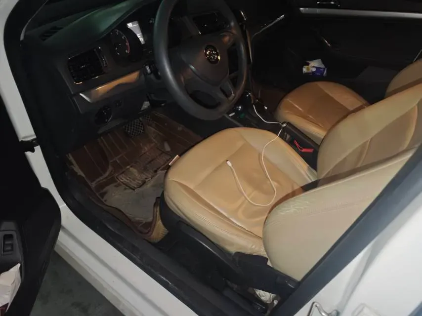 2015 Volkswagen Lavida 1.6L 110HP L4 6AT,autocango,china used car exporter,china ev exporter,chinese used car exporter,chinese used ev exporter