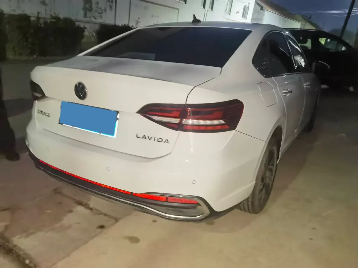 2023 Volkswagen Lavida 1.5L 110HP L4 6AT,autocango,china used car exporter,china ev exporter,chinese used car exporter,chinese used ev exporter