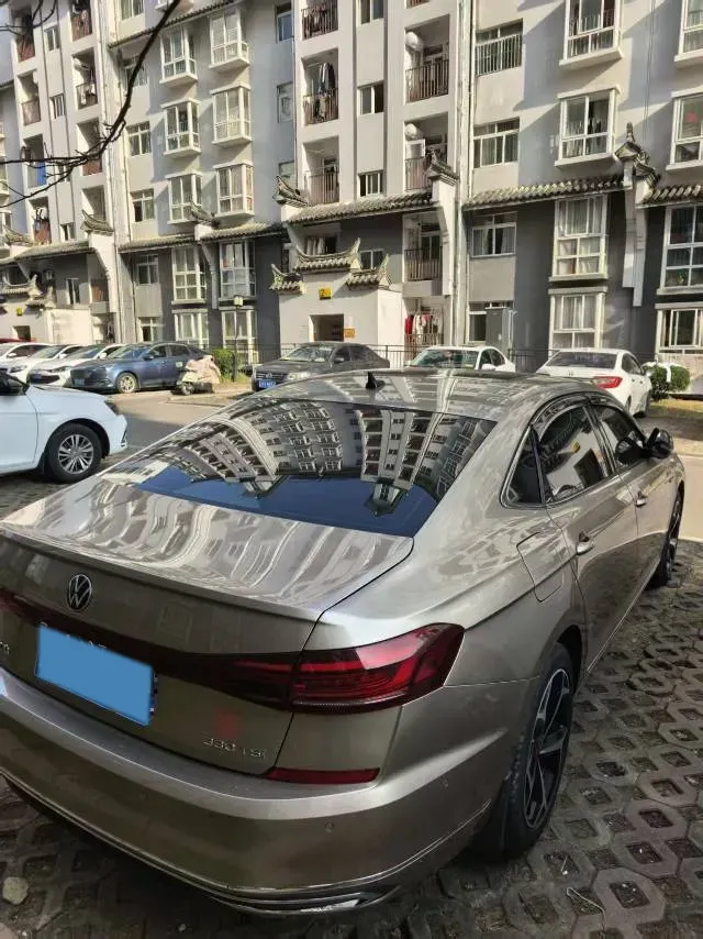 2023 Volkswagen Passat 2.0T 186HP L4 7DCT,autocango,china used car exporter,china ev exporter,chinese used car exporter,chinese used ev exporter