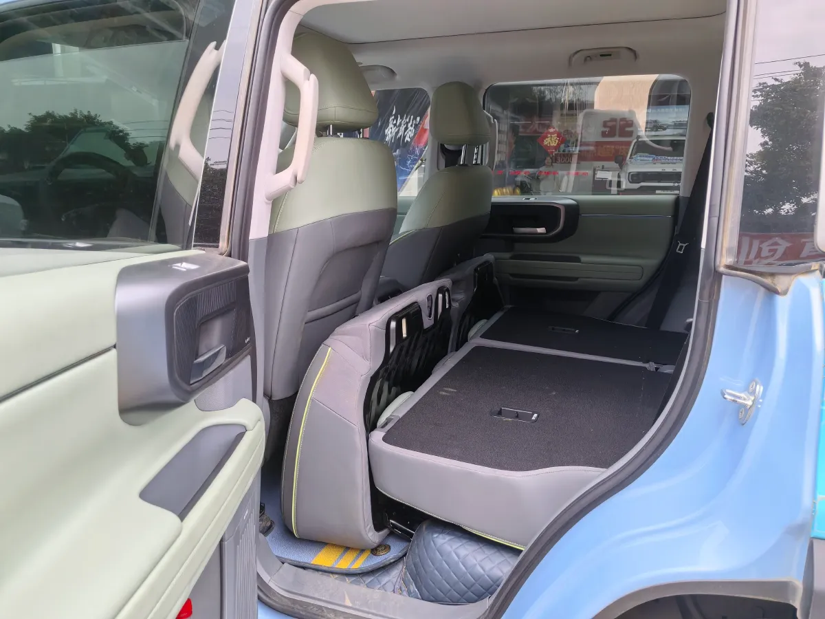 2025 Beijing BJ40 REEV REEV 188HP REEV 40.3KWH,autocango,china used car exporter,china ev exporter,chinese used car exporter,chinese used ev exporter