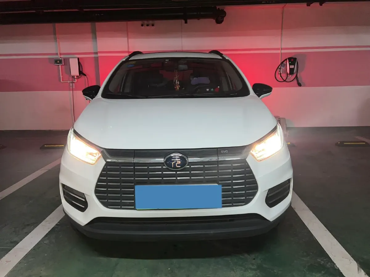 2018 BYD Yuan BEV 42KWH,autocango,china used car exporter,china ev exporter,chinese used car exporter,chinese used ev exporter