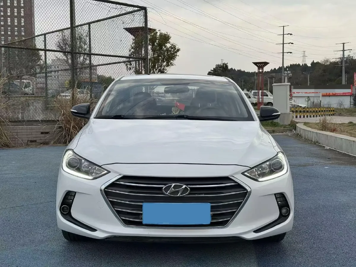 2016 Hyundai Elantra 1.6L 130HP L4 6AT,autocango,china used car exporter,china ev exporter,chinese used car exporter,chinese used ev exporter