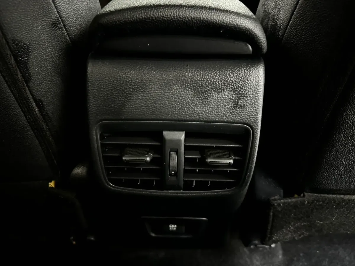 2021 Toyota Levin 1.5L 121HP L3 CVT,autocango,china used car exporter,china ev exporter,chinese used car exporter,chinese used ev exporter