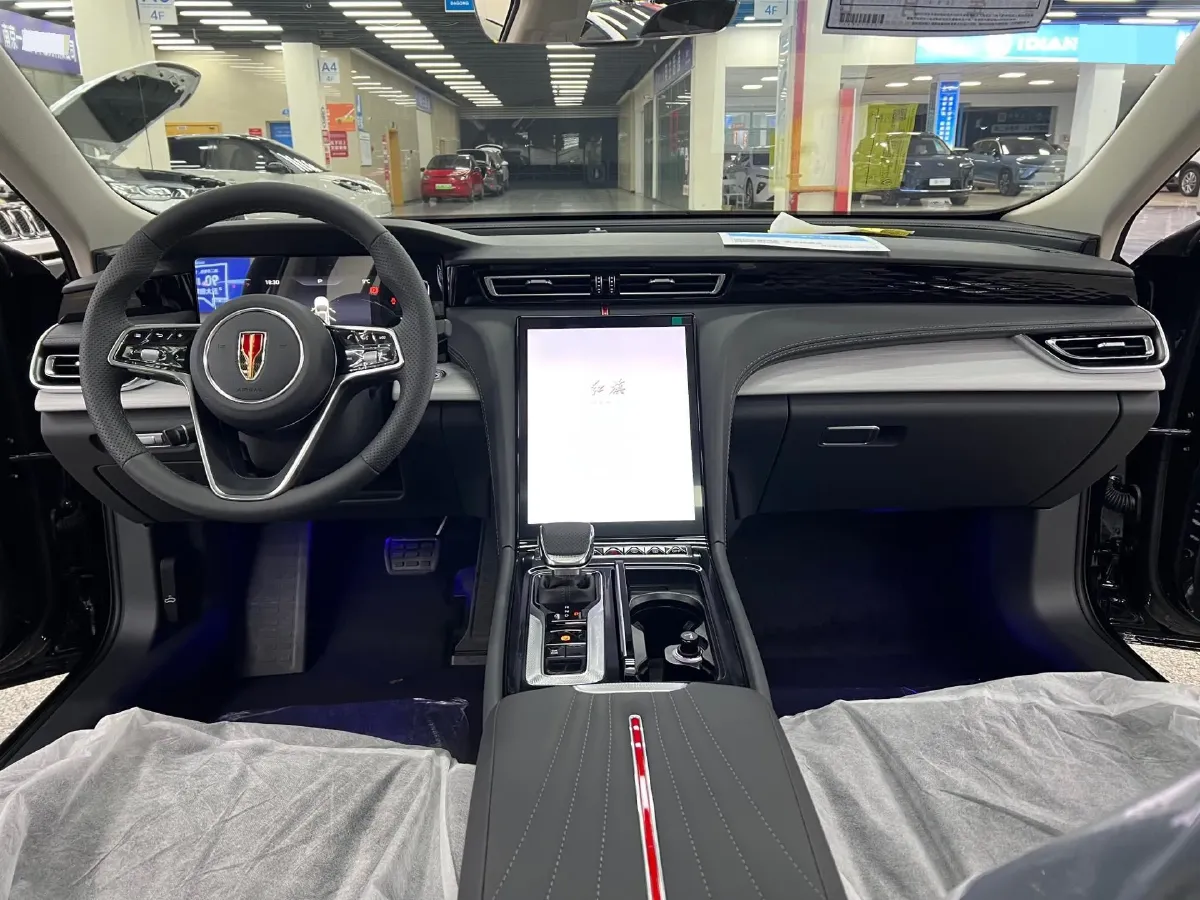 2025 HongQi H5 1.5T 169HP L4 7DCT,autocango,china used car exporter,china ev exporter,chinese used car exporter,chinese used ev exporter