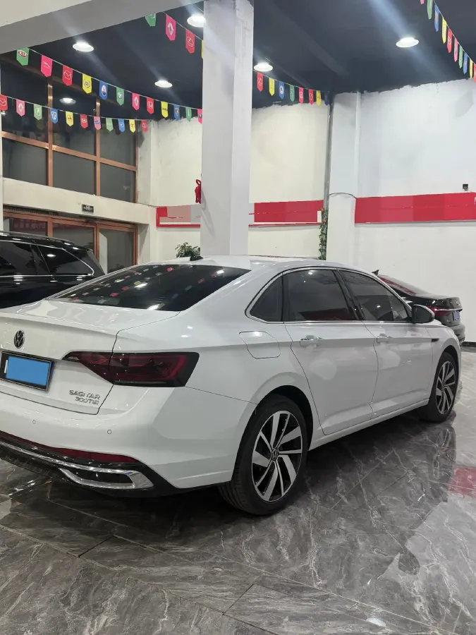 2024 Volkswagen Sagitar 1.5T 160HP L4 7DCT,autocango,china used car exporter,china ev exporter,chinese used car exporter,chinese used ev exporter