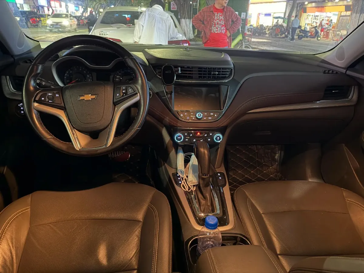 2018 Chevrolet Malibu 1.5T 170HP L4 6AT,autocango,china used car exporter,china ev exporter,chinese used car exporter,chinese used ev exporter