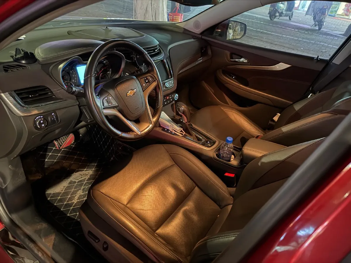 2018 Chevrolet Malibu 1.5T 170HP L4 6AT,autocango,china used car exporter,china ev exporter,chinese used car exporter,chinese used ev exporter