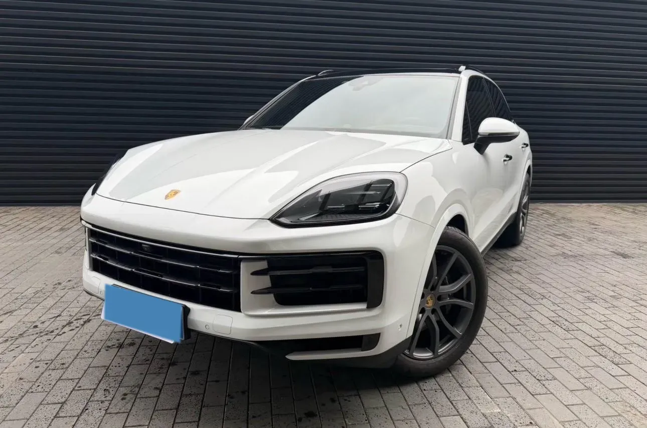 2024 Porsche Cayenne 3.0T 354HP V6 8AT,autocango,china used car exporter,china ev exporter,chinese used car exporter,chinese used ev exporter