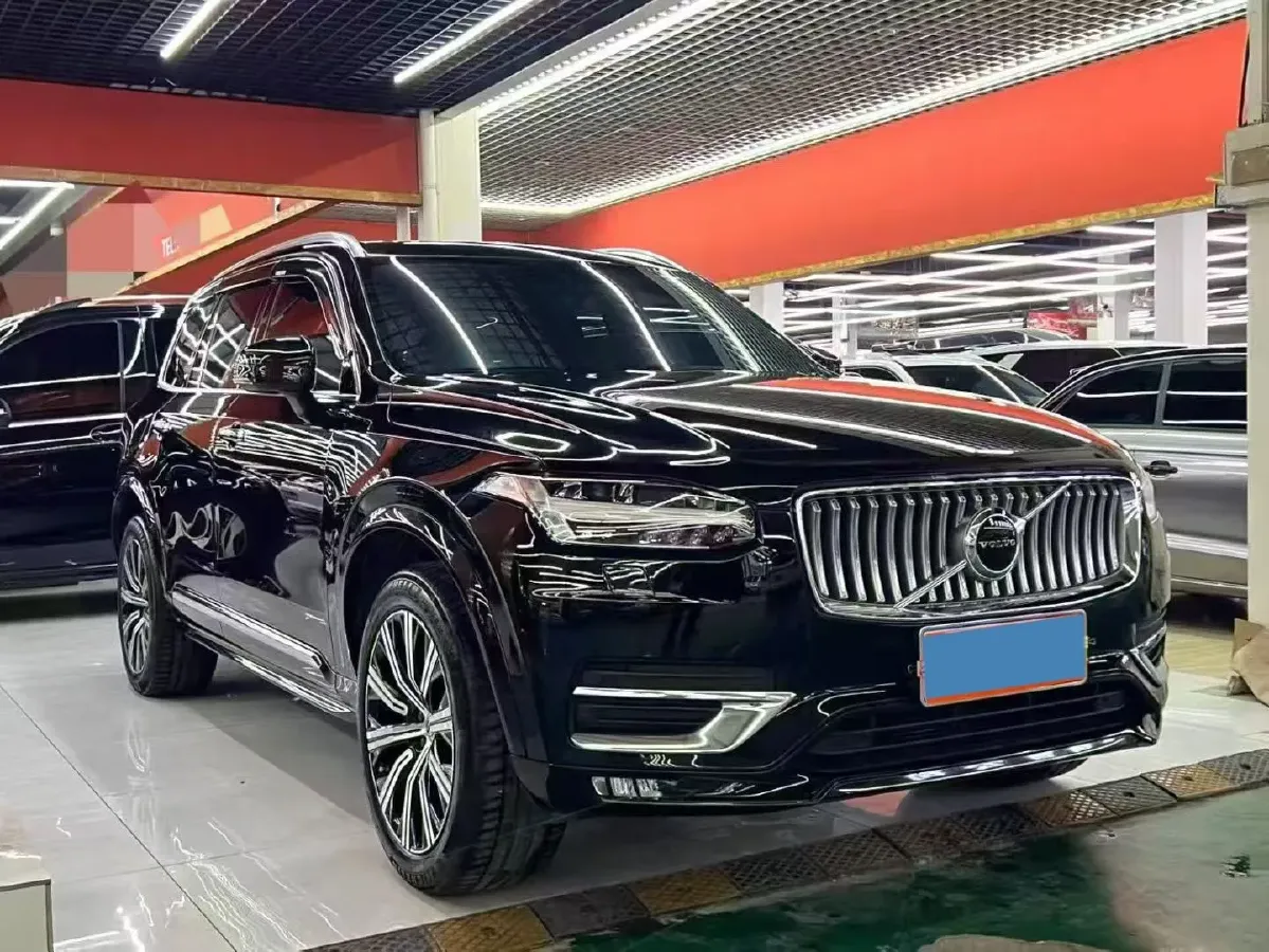 2021 Volvo XC90 2.0T 299HP L4 8AT,autocango,china used car exporter,china ev exporter,chinese used car exporter,chinese used ev exporter