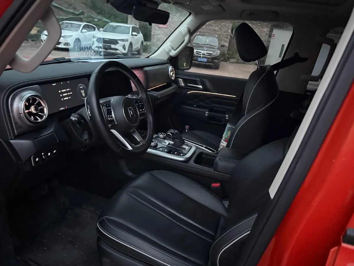 2021 Tank 300 2.0T 227HP L4 8AT,autocango,china used car exporter,china ev exporter,chinese used car exporter,chinese used ev exporter