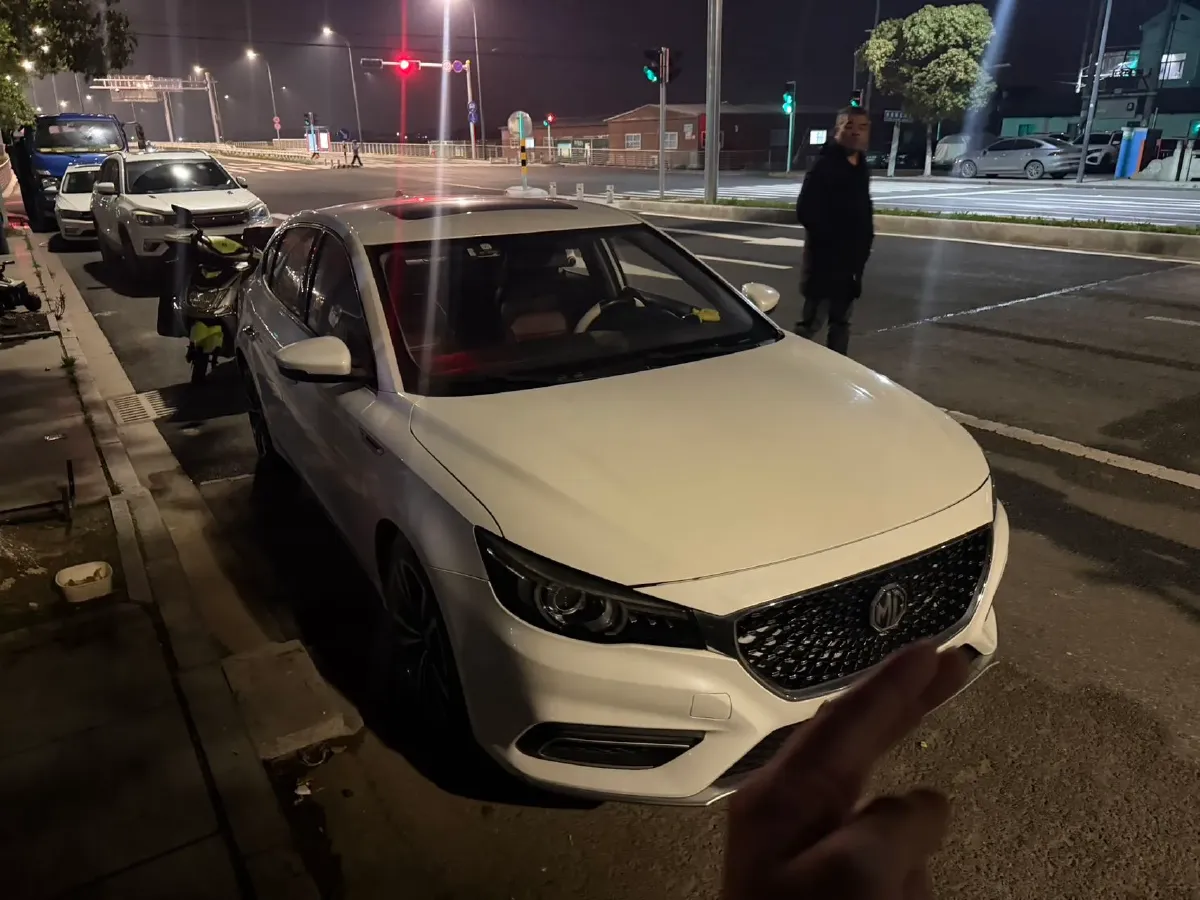 2017 MG MG6 1.5T 169HP L4 7DCT,autocango,china used car exporter,china ev exporter,chinese used car exporter,chinese used ev exporter