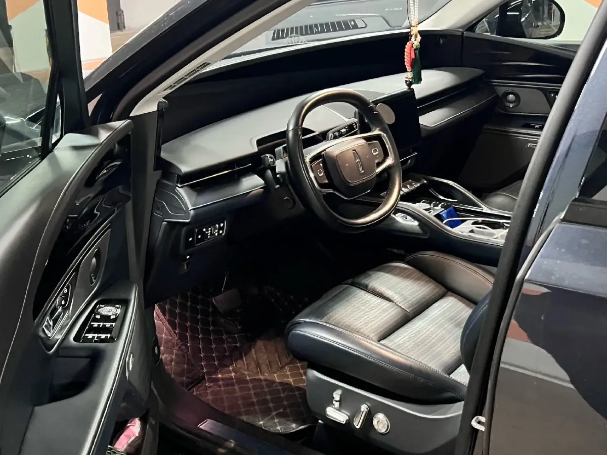 2023 Lincoln Nautilus 2.0T 261HP L4 8AT,autocango,china used car exporter,china ev exporter,chinese used car exporter,chinese used ev exporter