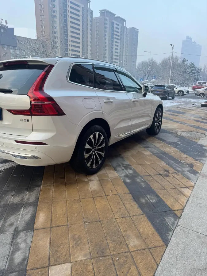 2023 Volvo XC60 2.0T 250HP L4 8AT,autocango,china used car exporter,china ev exporter,chinese used car exporter,chinese used ev exporter