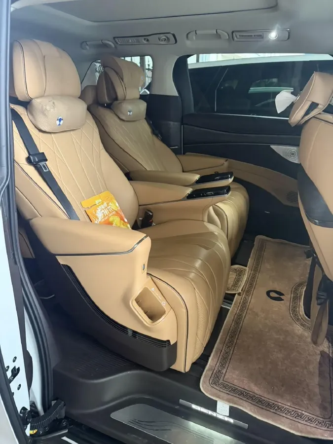 2024 Denza D9 1.5T 139HP L4 E-CVT PHEV 40KWH,autocango,china used car exporter,china ev exporter,chinese used car exporter,chinese used ev exporter