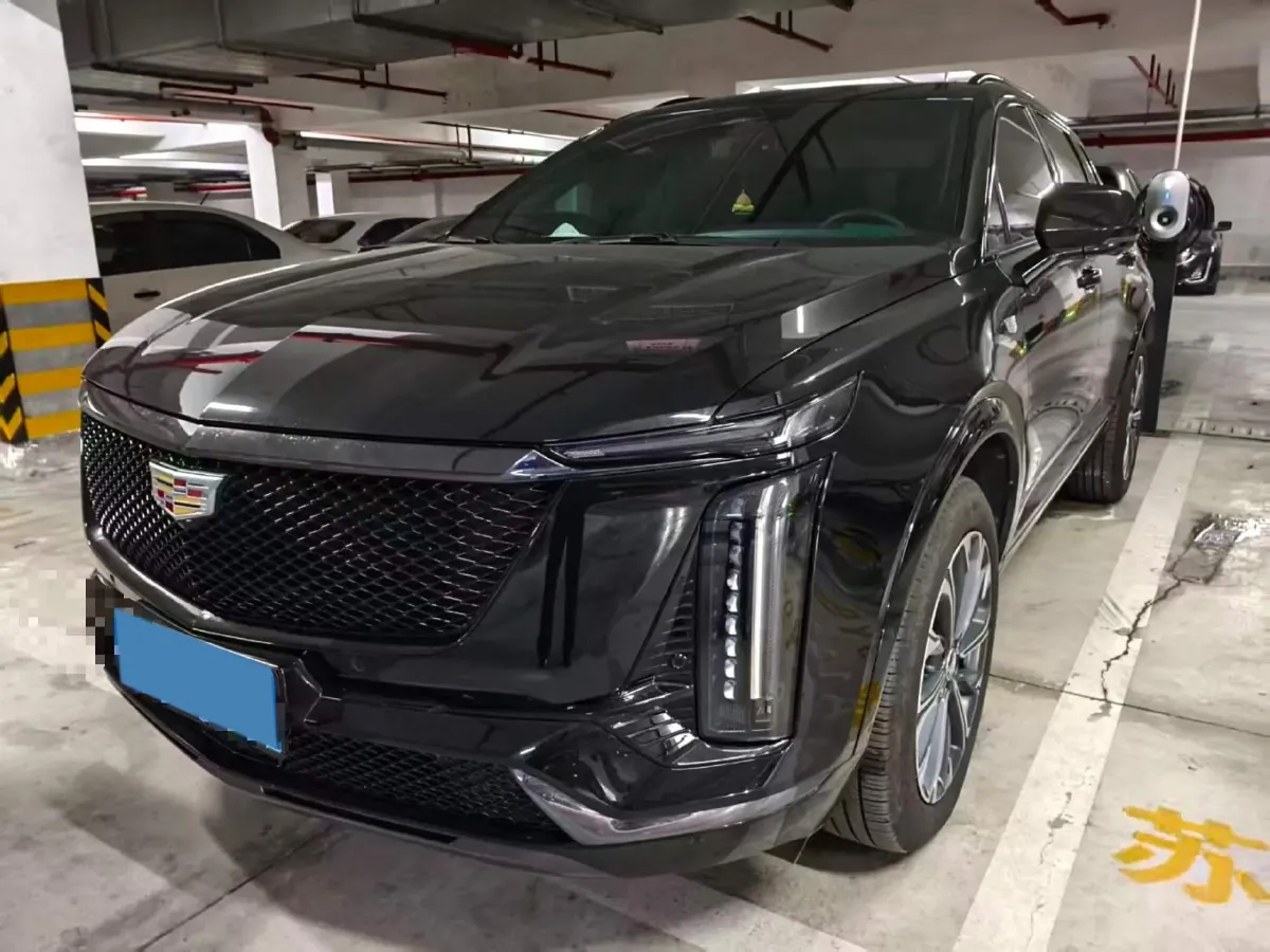 2024 Cadillac XT5 2.0T 237HP L4 9AT,autocango,china used car exporter,china ev exporter,chinese used car exporter,chinese used ev exporter