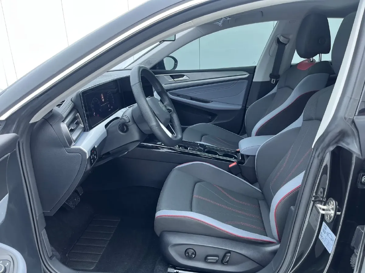 2022 Exceed TXL 2.0T 261HP L4 7DCT,autocango,china used car exporter,china ev exporter,chinese used car exporter,chinese used ev exporter