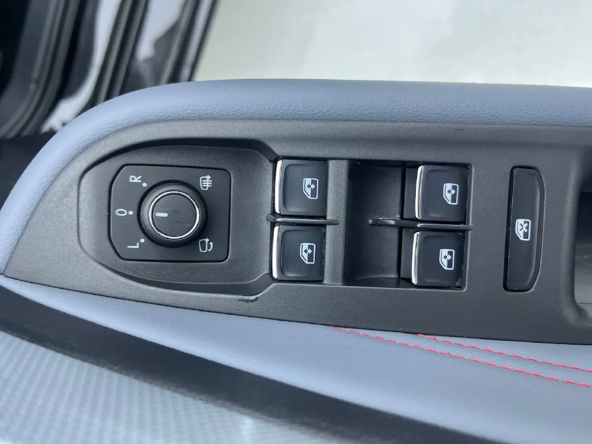 2022 Exceed TXL 2.0T 261HP L4 7DCT,autocango,china used car exporter,china ev exporter,chinese used car exporter,chinese used ev exporter