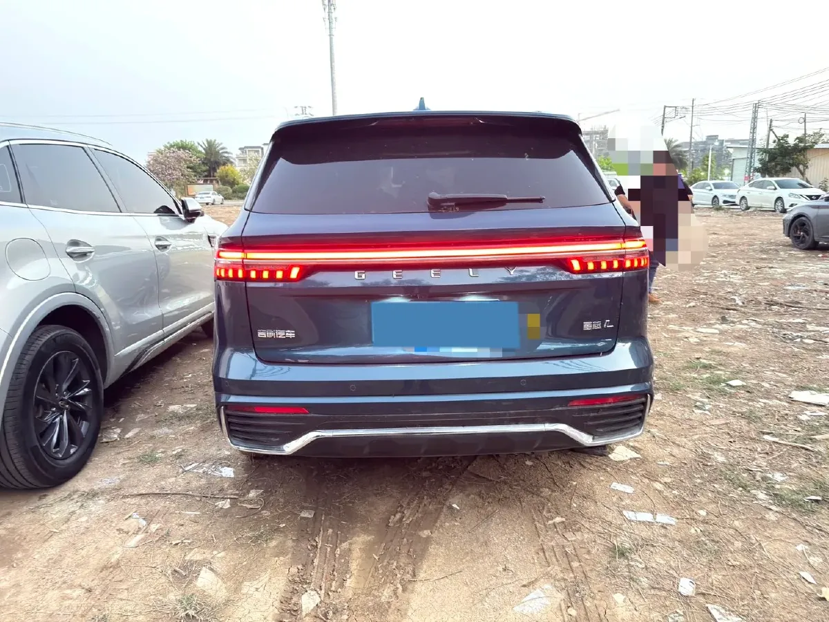 2021 Geely Monjaro 2.0T 218HP L4 7DCT,autocango,china used car exporter,china ev exporter,chinese used car exporter,chinese used ev exporter