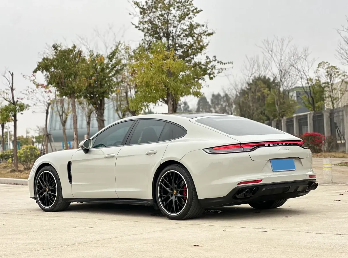 2021 Porsche Panamera 2.9T 330HP V6 8DCT,autocango,china used car exporter,china ev exporter,chinese used car exporter,chinese used ev exporter