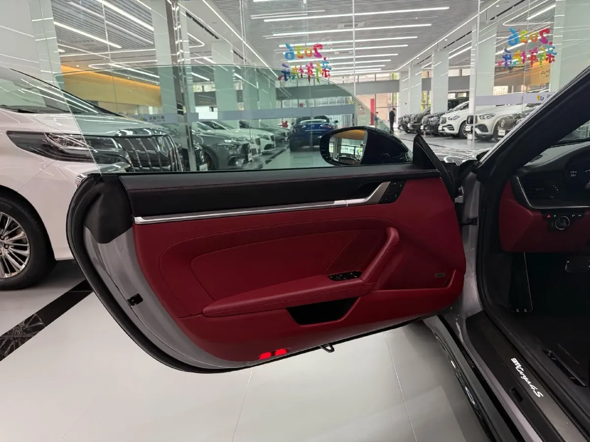 2022 Porsche 911 3.0T 450HP H6 8DCT,autocango,china used car exporter,china ev exporter,chinese used car exporter,chinese used ev exporter