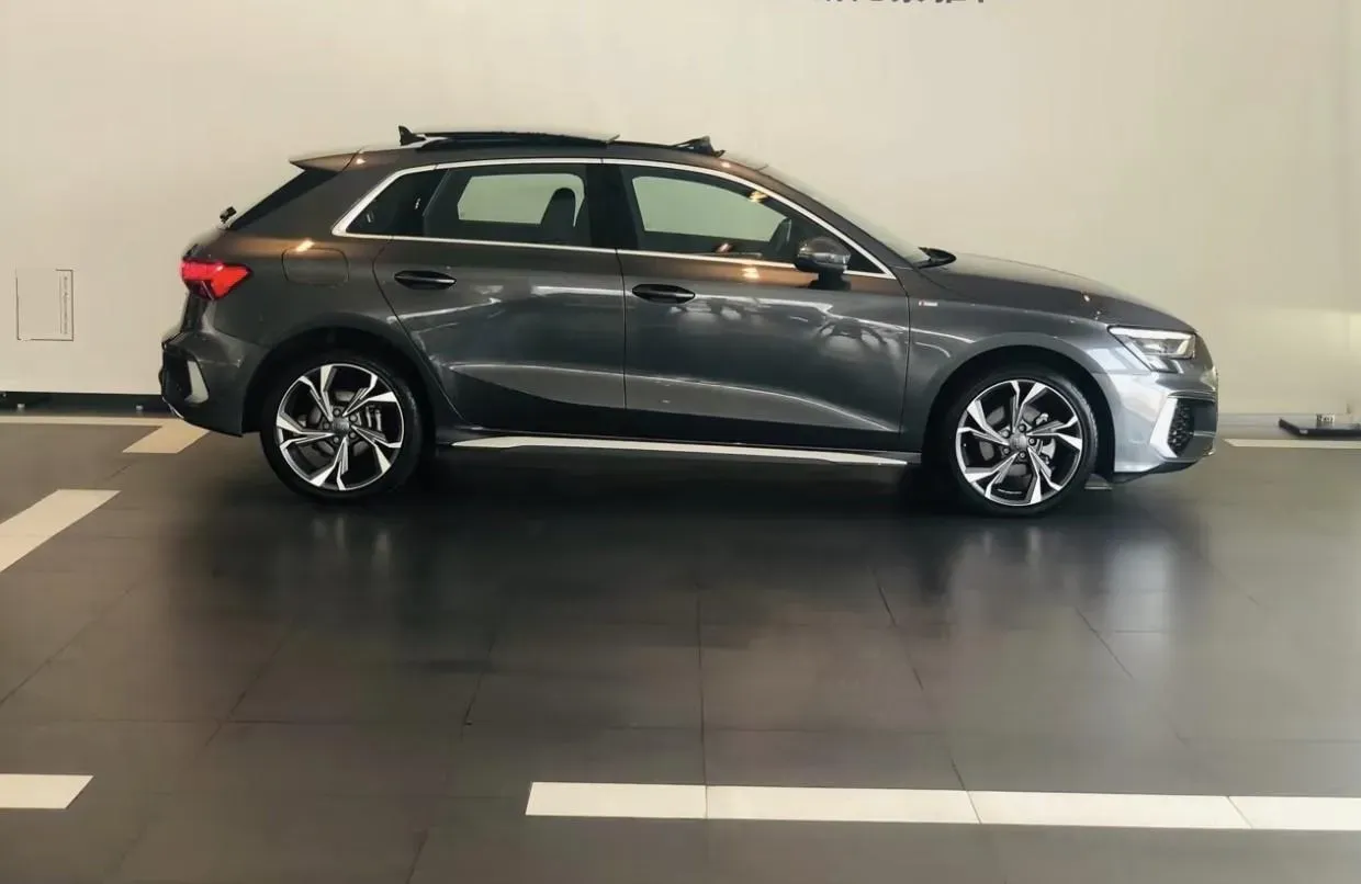 2022 Audi A3 1.4T 150HP L4 7DCT,autocango,china used car exporter,china ev exporter,chinese used car exporter,chinese used ev exporter