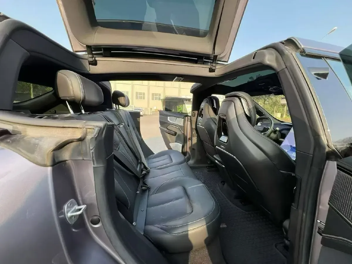 2023 HiPhi Y BEV 76.6KWH,autocango,china used car exporter,china ev exporter,chinese used car exporter,chinese used ev exporter