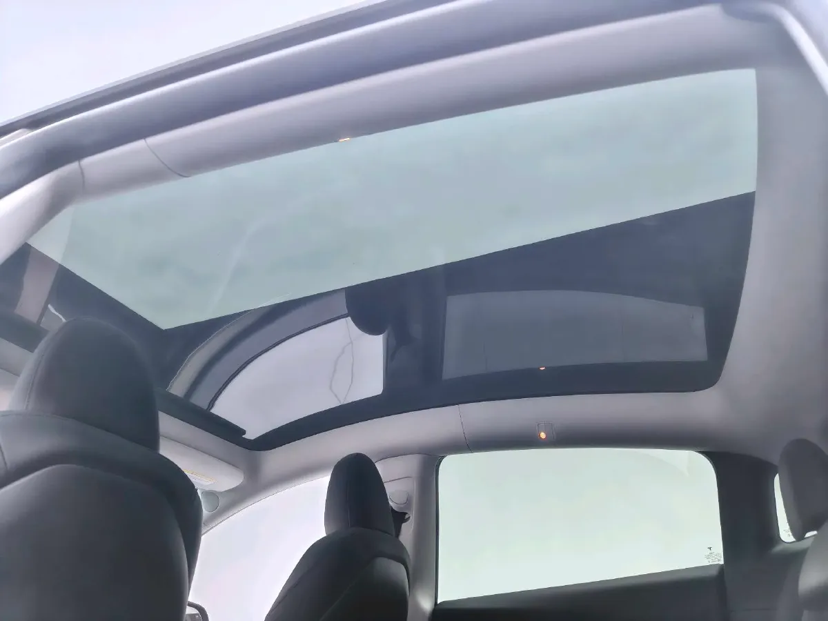 2022 Tesla Model Y BEV 60KWH,autocango,china used car exporter,china ev exporter,chinese used car exporter,chinese used ev exporter