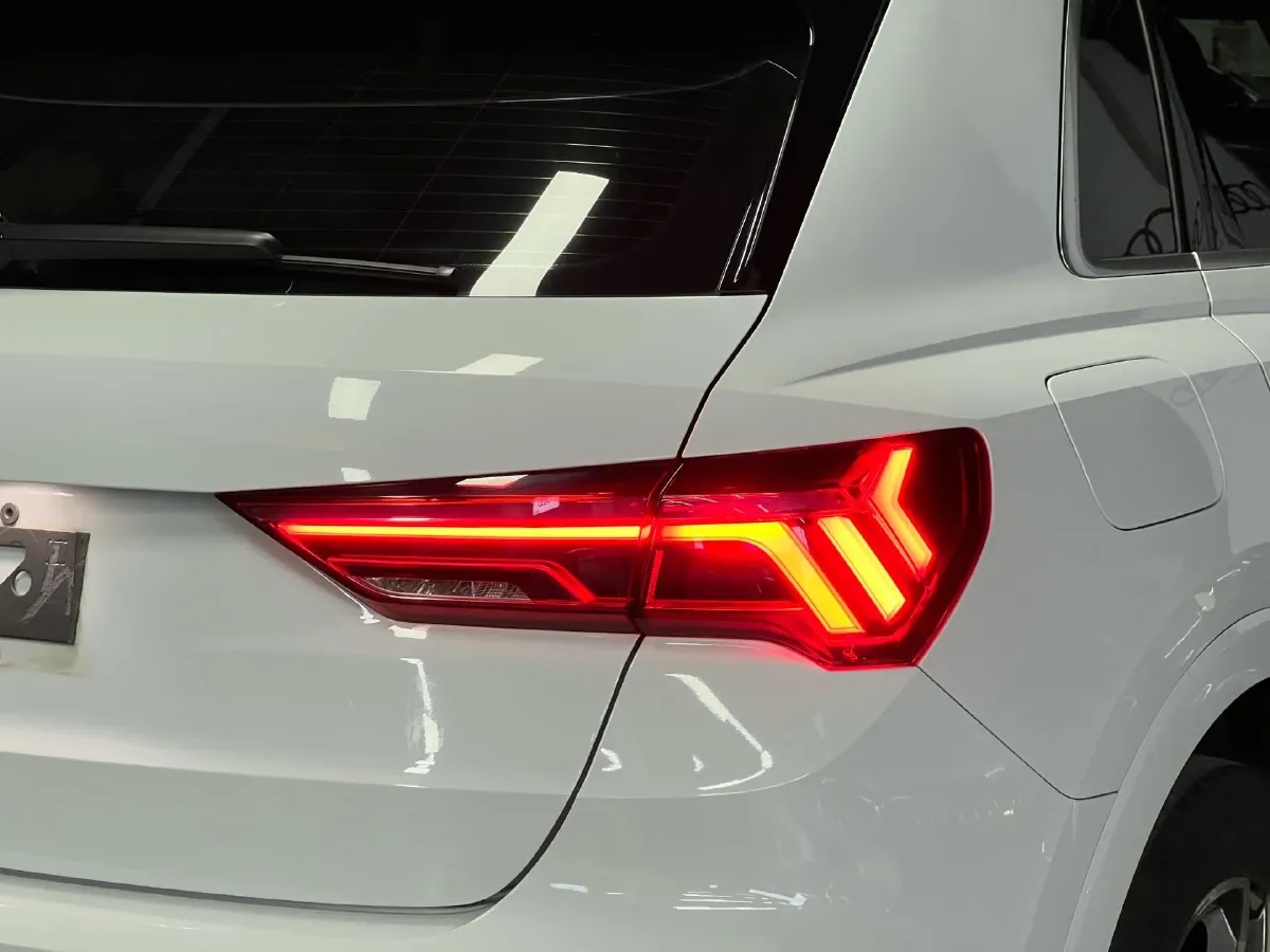 2021 Audi Q3 1.4T 150HP L4 7DCT,autocango,china used car exporter,china ev exporter,chinese used car exporter,chinese used ev exporter