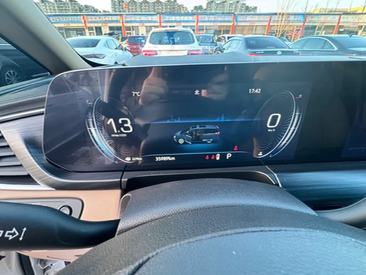 2021 Buick GL8 2.0T 237HP L4 9AT,autocango,china used car exporter,china ev exporter,chinese used car exporter,chinese used ev exporter