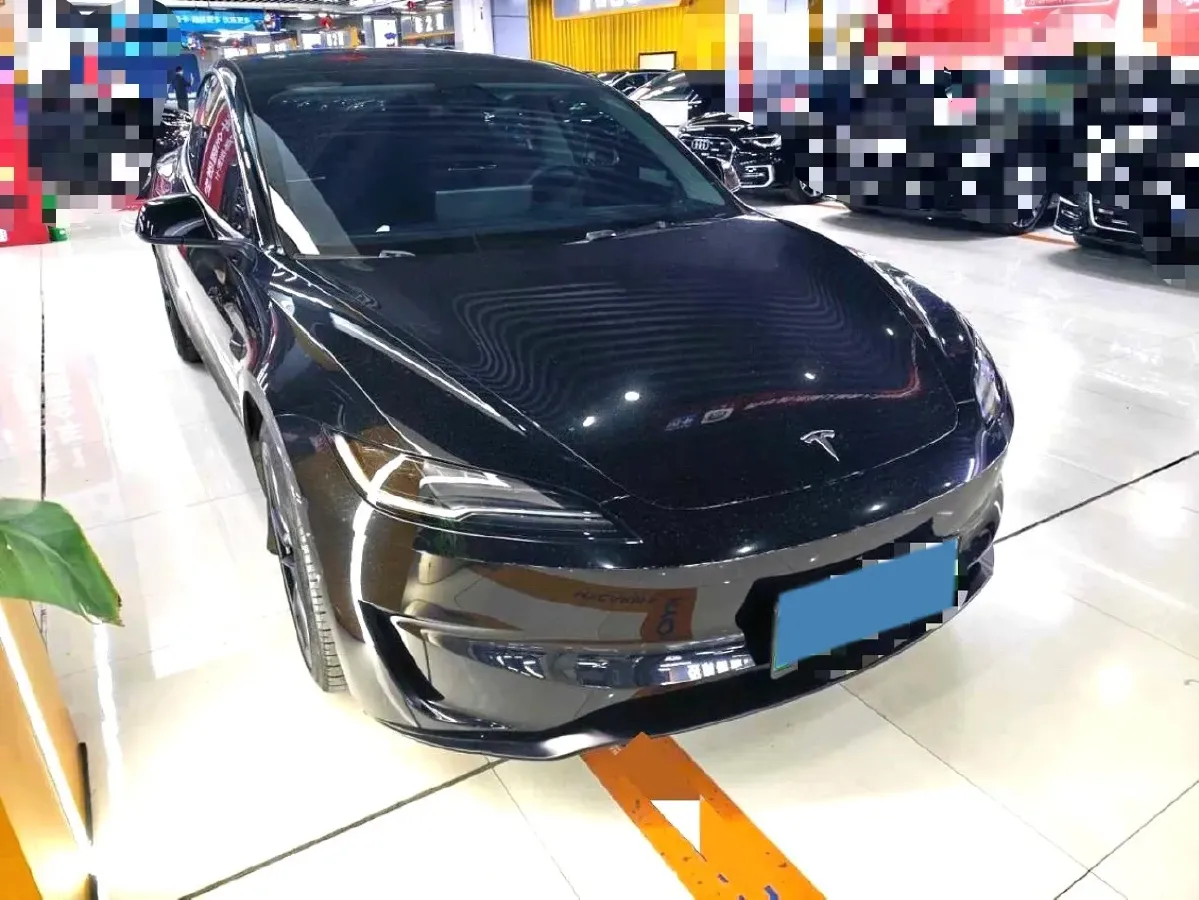 2024 Audi Q3 2.0T 220HP L4 7DCT,autocango,china used car exporter,china ev exporter,chinese used car exporter,chinese used ev exporter