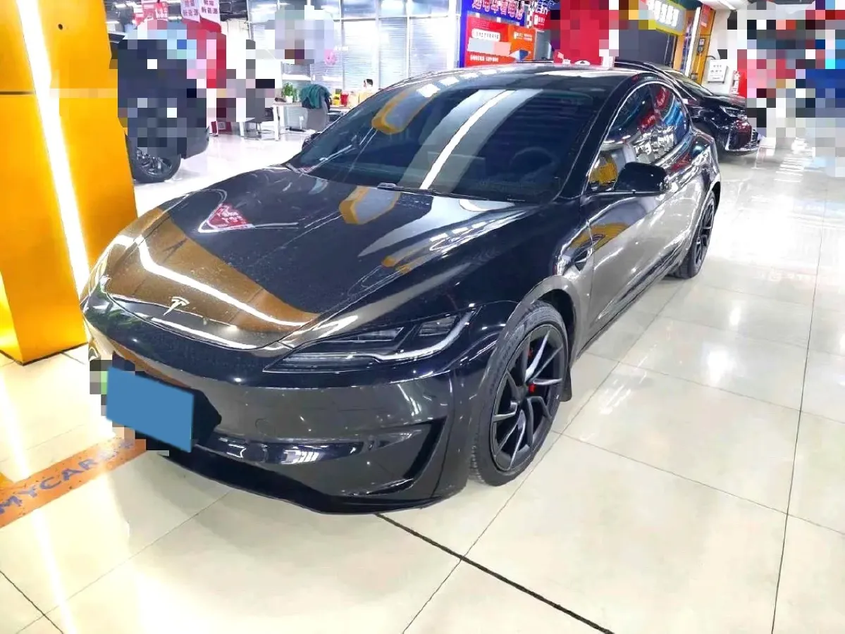 2024 Audi Q3 2.0T 220HP L4 7DCT,autocango,china used car exporter,china ev exporter,chinese used car exporter,chinese used ev exporter